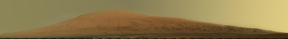 Mount Sharp, raw colour, Curiosity Mastcam
